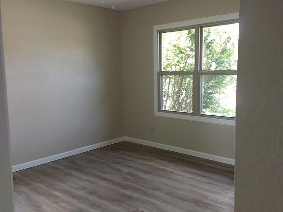 5th image of 2803 NW 22nd St