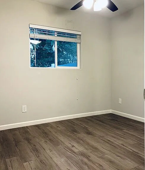 328 W California Ave — Photo 17