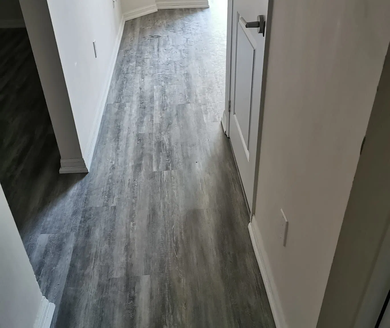 1 bed, $2,100 — Photo 3
