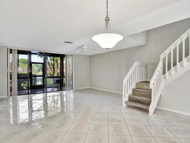 4615 Carambola Cir S #27232 — Photo 10
