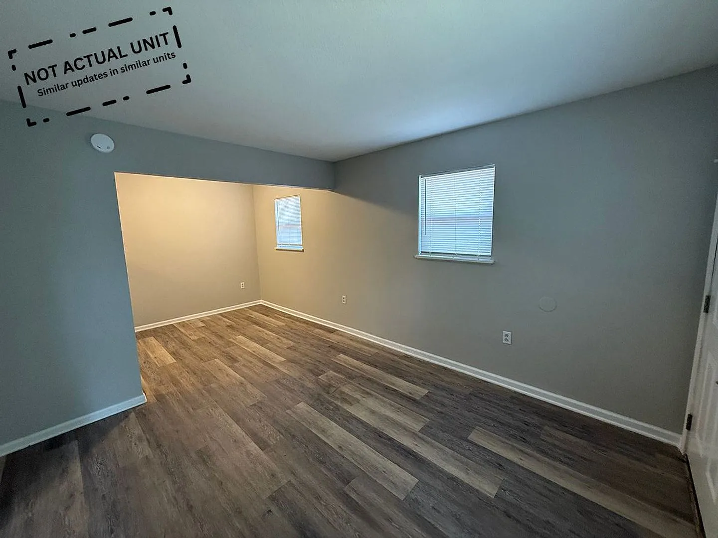 one-bedroom, one-bath — Photo 3