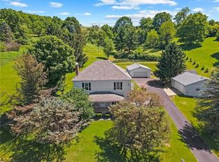 1866 Henderson Ave, Washington, PA 15301