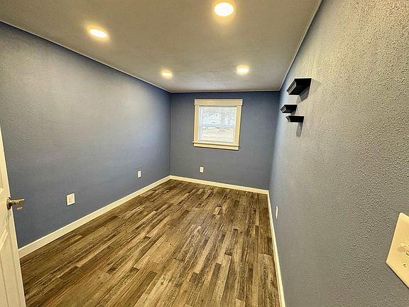 5th image of 3724 West 5th Street