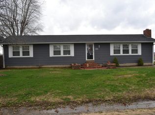 101 Lyle Dr, Hoffman, IL