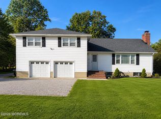96 Obre Rd, Colts Neck, NJ 07722