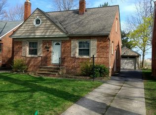 20646 Belvidere Ave, Fairview Park, OH