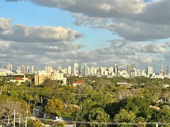 215 SW 42nd Ave APT 911, Miami, FL 33134