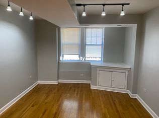 6972 N Greenview Ave #G, Chicago, IL 60626