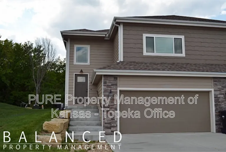 4423 SE Gemstone Ln — Photo 1
