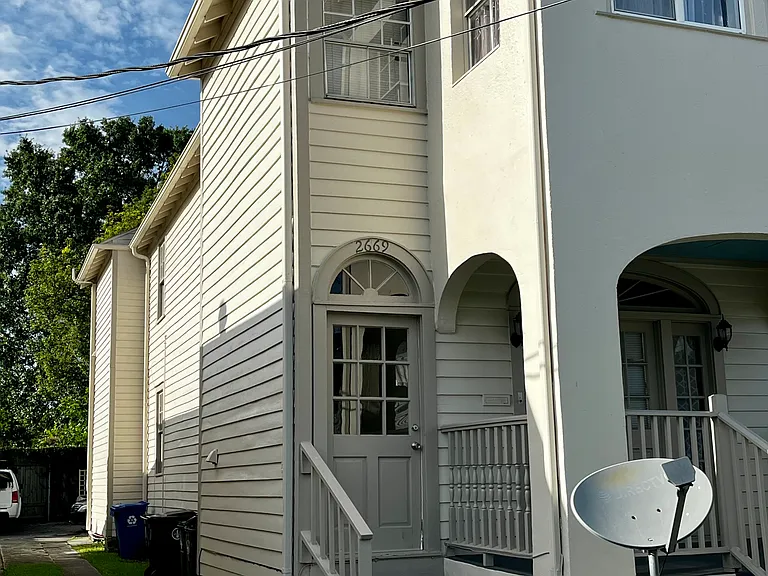 2671 Gladiolus St — Photo 3