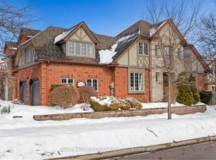 1501 Silver Spruce Dr, Pickering, ON L1V 5G9