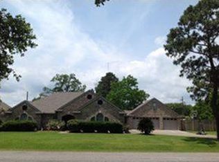 219 Live Oak St, Bridge City, TX 77611