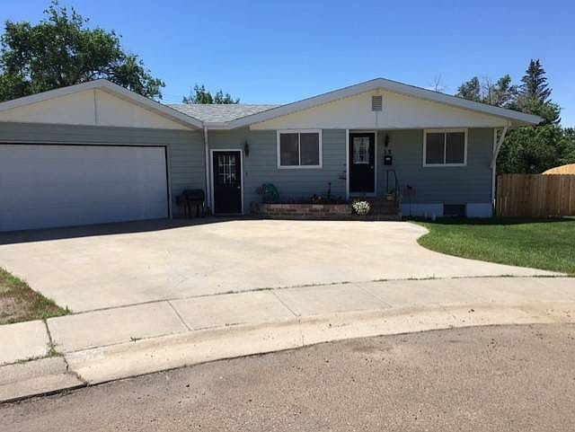 1st image of 35 Robertson Ct