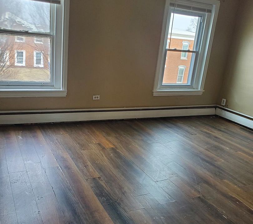1st image of 708 W Marshall St Unit 2F