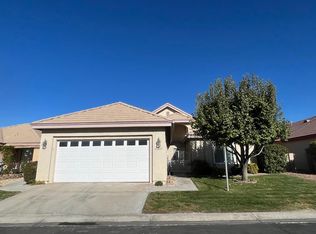11247 Pleasant Hills Dr, Apple Valley, CA 92308