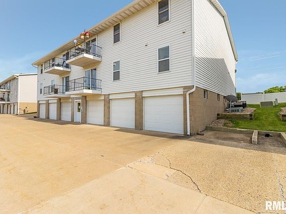 3rd image of 3509 Willow Knolls Dr