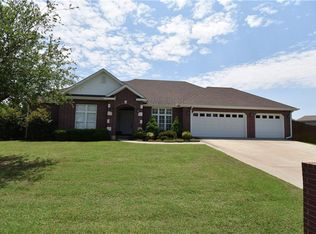 2047 W Breckenridge Ave, Sallisaw, OK 74955