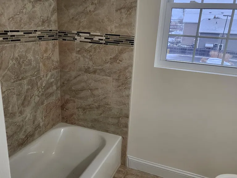 26 Cromwell St #1 — Photo 16