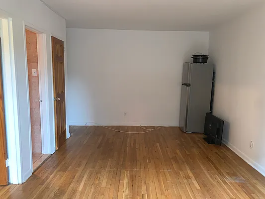 Rented by Bond New York | media 16