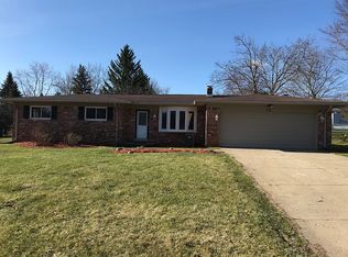 585 Broad Meadow Blvd, Oxford, MI 48371