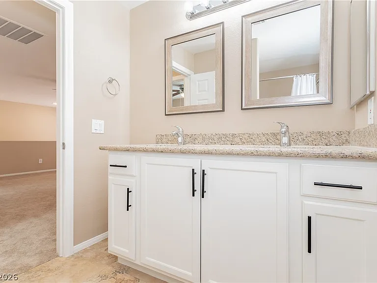 11705 Grotta Azzurra Ave — Photo 33
