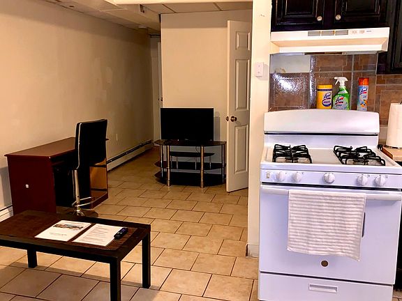 2nd image of 95 Jewett Ave #Basement