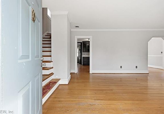 5th image of 144 Algonquin Rd