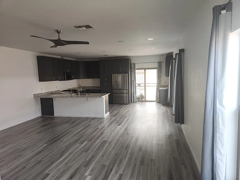 3028 W Desert Vista Trl — Photo 2