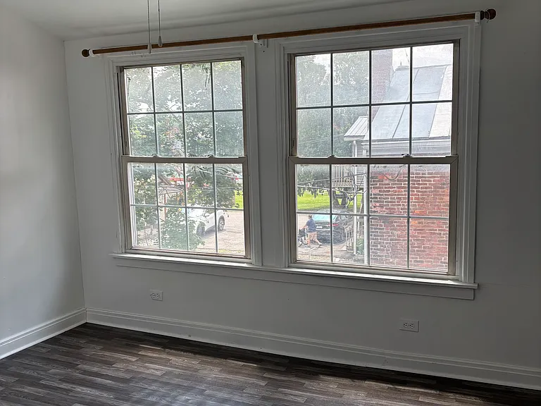 31 N Main St #4 — Photo 7