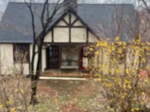 143 Friendly Hills Ln