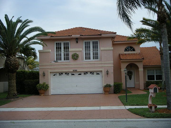 1st image of 18760 NW 5th St