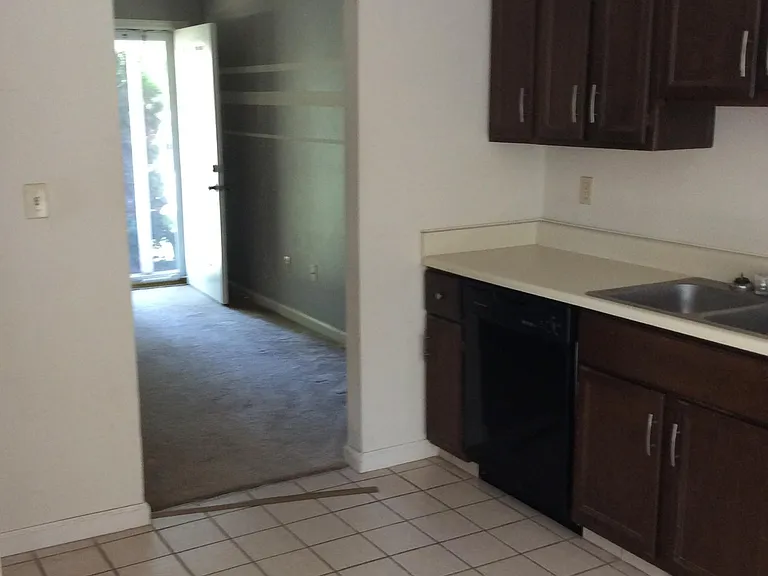 139 Atlantic Ave — Photo 6