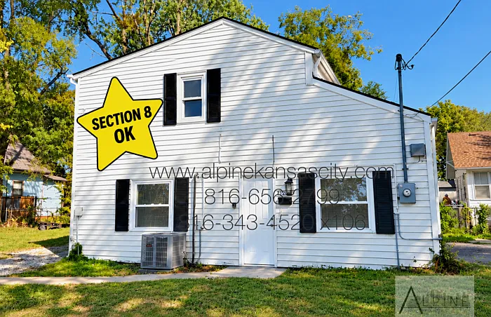 4 bed, 2.0 bath, 1700 sqft, $1,750 — Photo 1