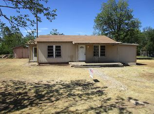 1000 W Hall St, Bangs, TX 76823