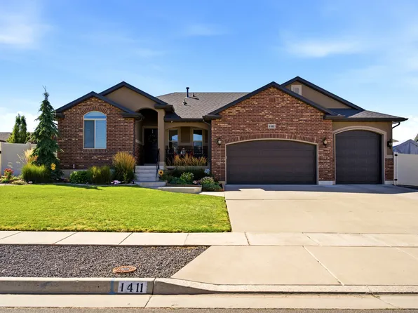 1411 W 2400 N, Clinton, UT 84015