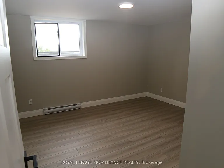 160B Sienna Ave — Photo 10