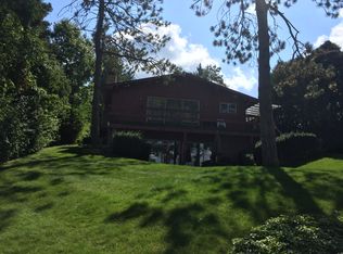 890 Indianwood Rd, Lake Orion, MI 48362