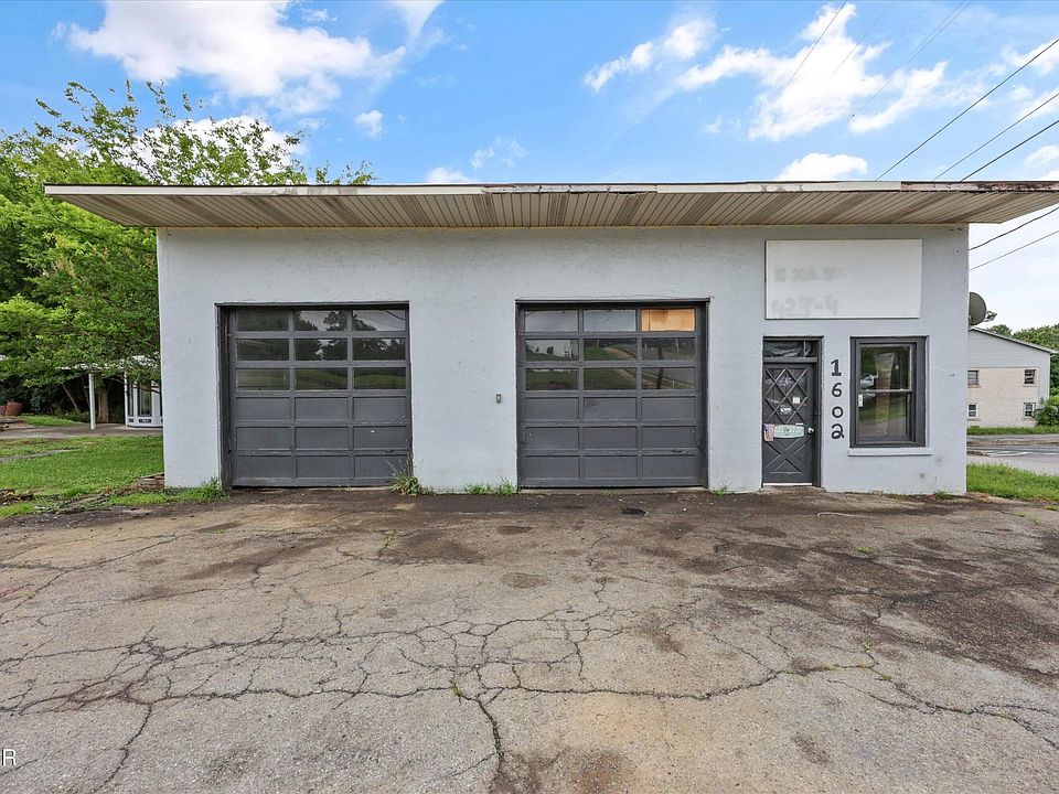 1st image of 1602 Main St