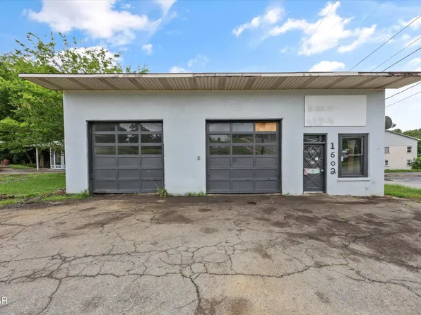 1602 Main St, White Pine, TN 37890
