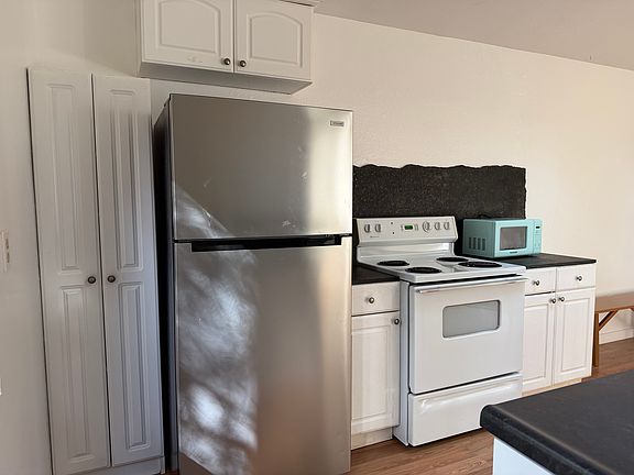 4th image of 12431 Echo Dr