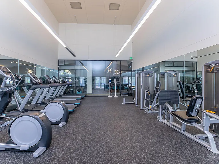 Club Pacifica Apartment Homes — Photo 13