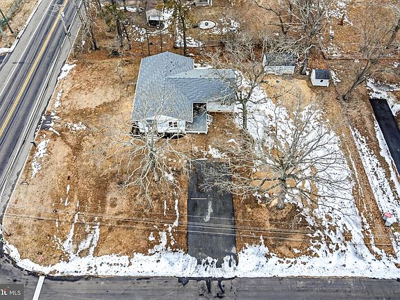 4th image of 2356 Weymouth Rd