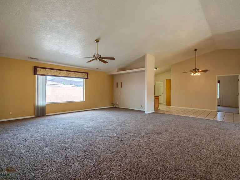 2342 W 1710 North Cir — Photo 36