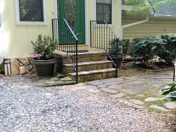 frontt porch