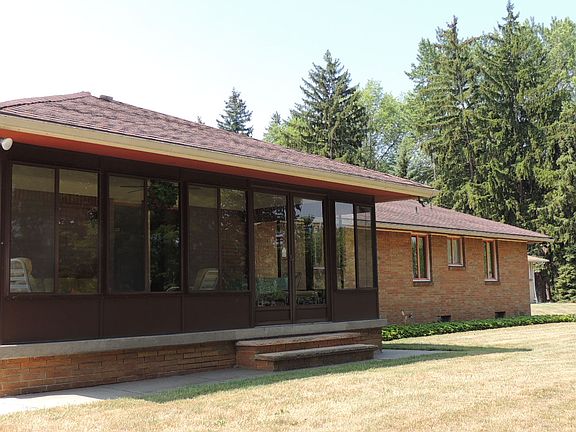 Back enclosed patio