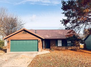 3154 W Shale St, Fayetteville, AR 72704
