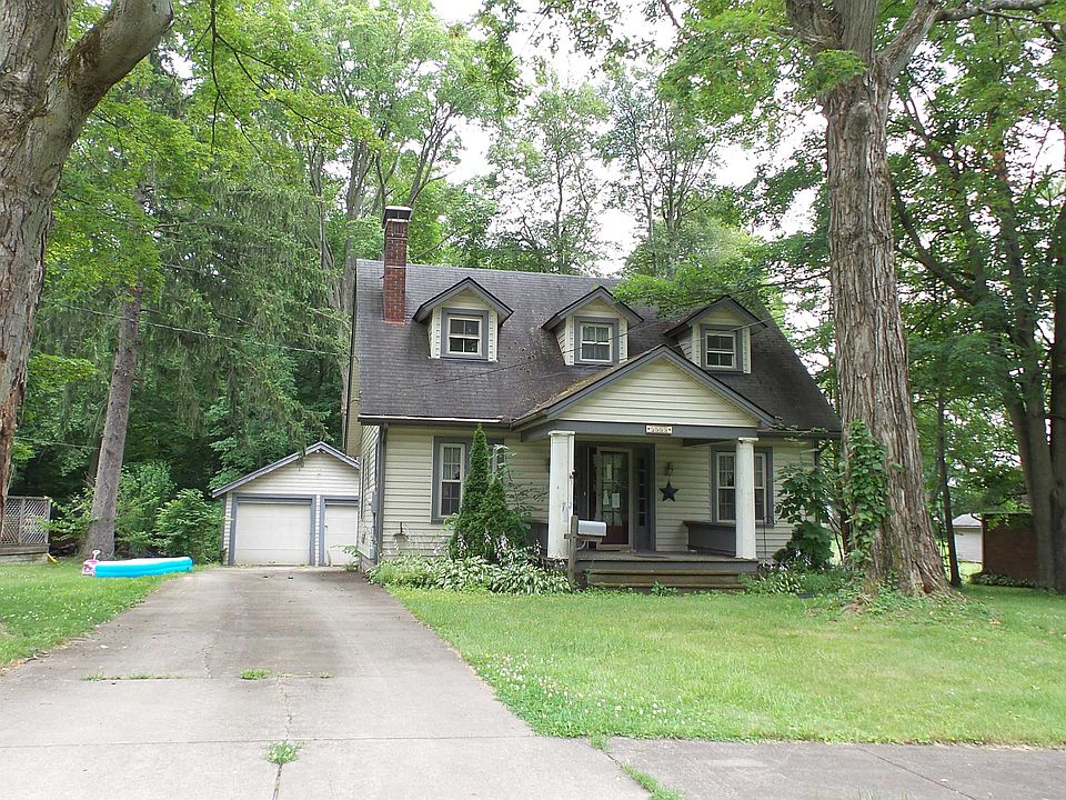 1st image of 5555 Beechwood Dr