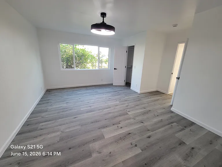 13010 Avenida Del General — Photo 5