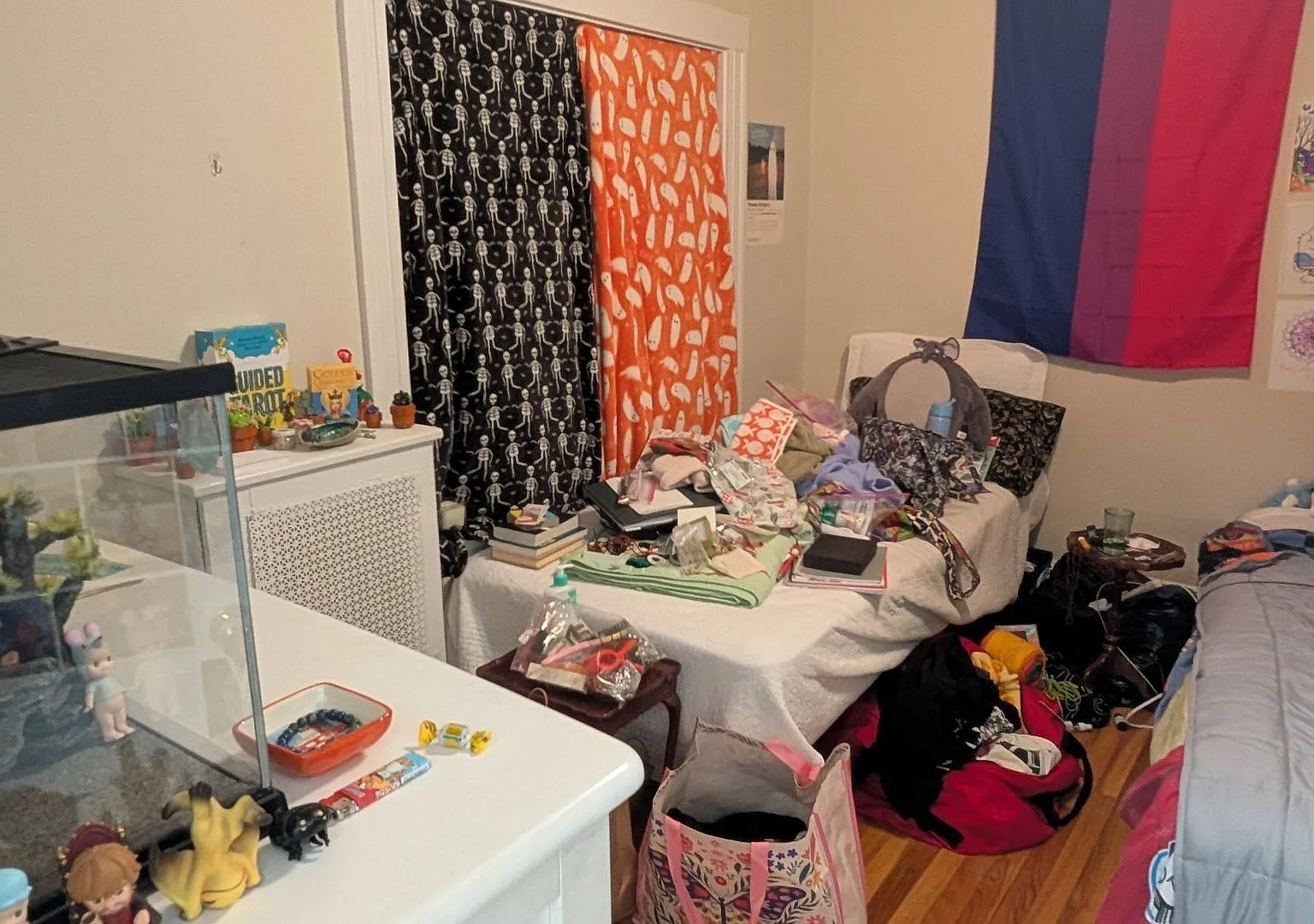 Large true 2 bed near Berklee and Northeastern! — Photo 4