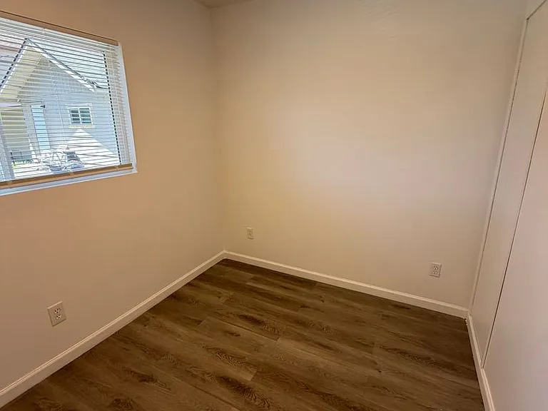 127 Mortimer St #3 — Photo 2